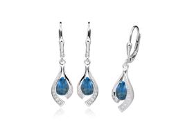 Stříbrné náušnice JVD visací zdobené modrými a bílými zirkony